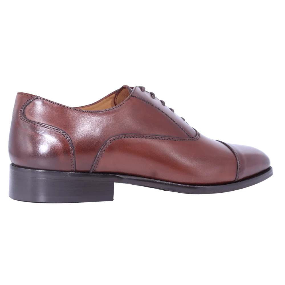 Men's Aliverti Formal Oxford Formal or Dress Shoe in Brown (2505) is available in-store, 337 Monty Naicker Street, Durban CBD or online at Omar's Tailors & Outfitters online store.   A men's fashion curation for South African men - established in 1911.