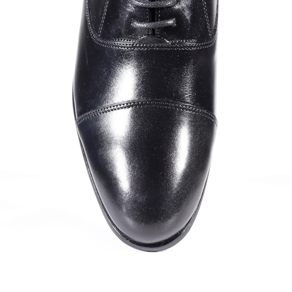 John Drake Oxford Toe-Cap in Black