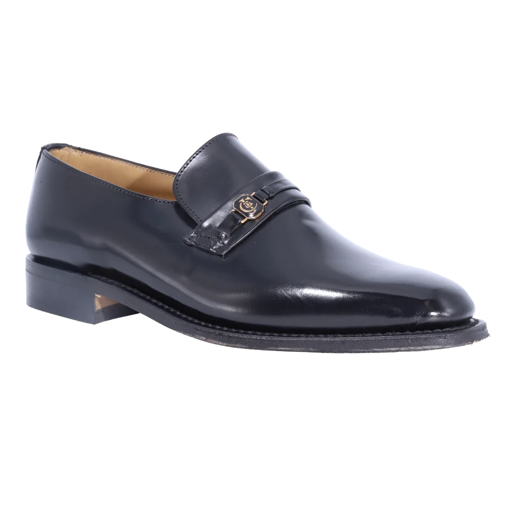 Mocassin crockett and jones shop