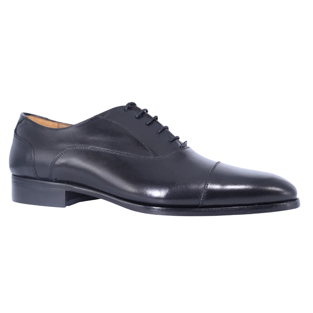 Men's Aliverti Formal Oxford Formal or Dress Shoe in Black (2505) is available in-store, 337 Monty Naicker Street, Durban CBD or online at Omar's Tailors & Outfitters online store.   A men's fashion curation for South African men - established in 1911.