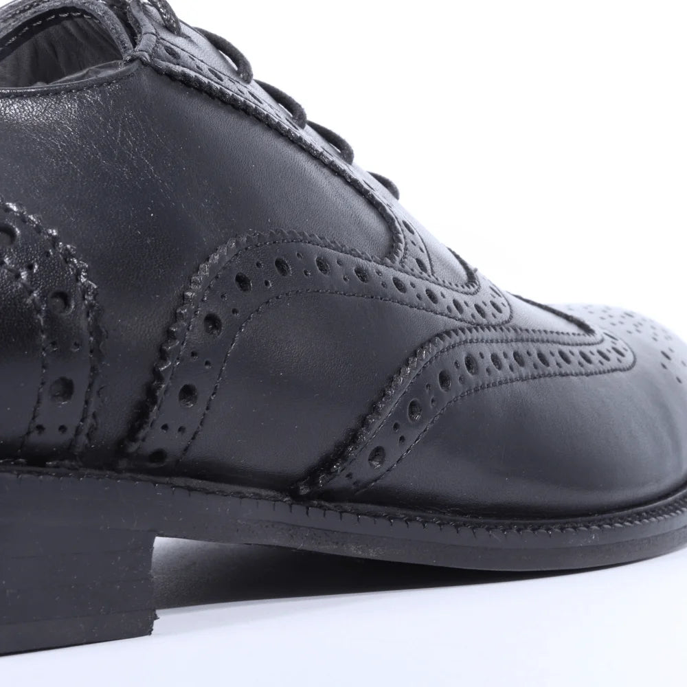 Men's Aliverti Genuine Leather Handmade Oxford Brogue in Black - Formal/Dress Shoe (3002) available in-store, 337 Monty Naicker Street, Durban CBD or online at Omar's Tailors & Outfitters online store.   A men's fashion curation for South African men - established in 1911.