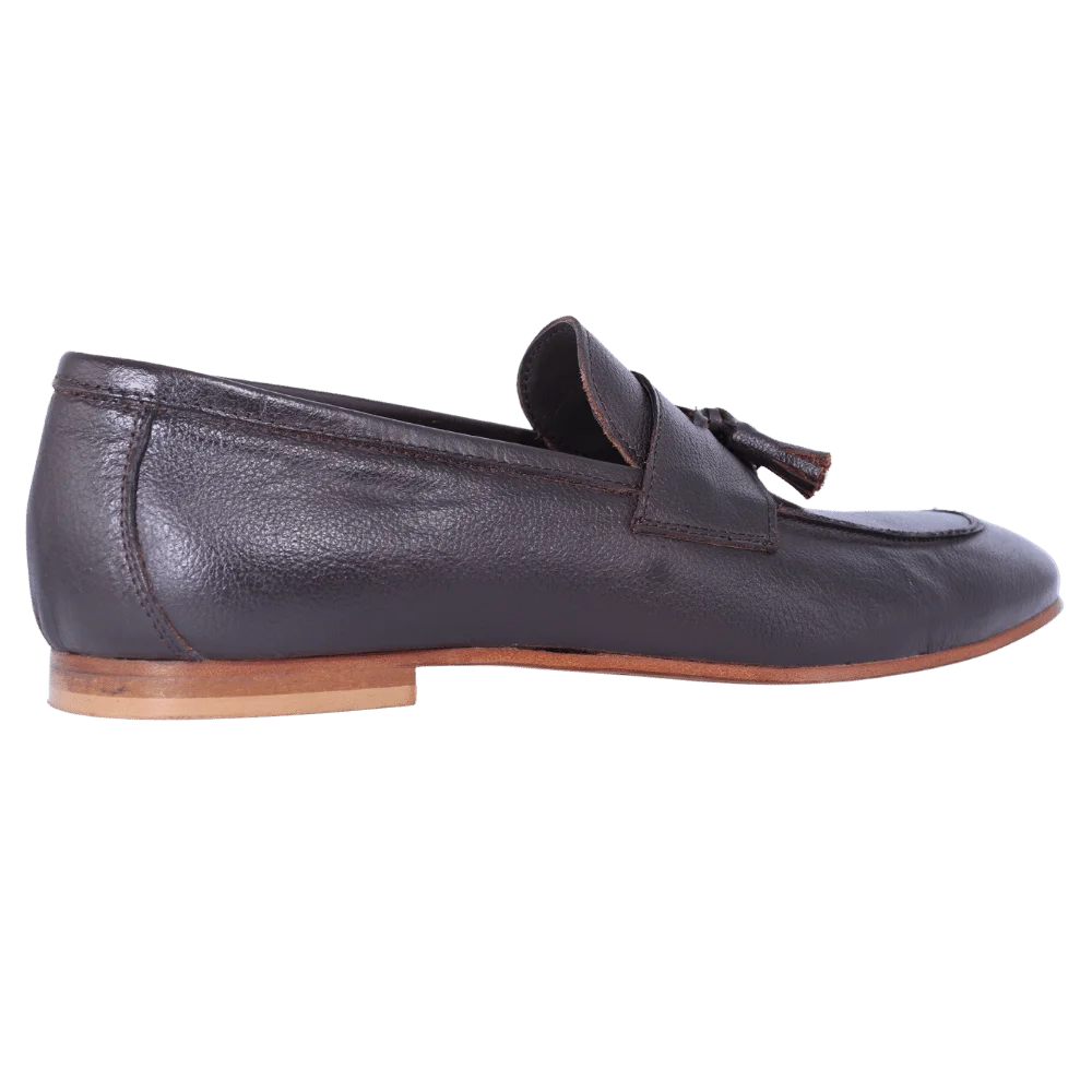 Men's Aliverti Casual Lofer in Brown - Moccasin with Tassels (3225) is available in-store, 337 Monty Naicker Street, Durban CBD or online at Omar's Tailors & Outfitters online store.   A men's fashion curation for South African men - established in 1911.