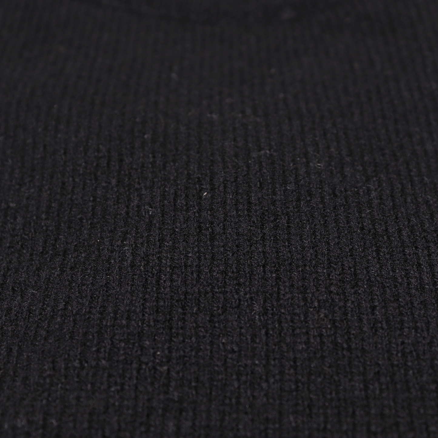 Stay warm and stylish with the Loch Lomond 100% lambswool long-sleeve jersey in Black (3696). Made from premium lambswool, this jersey offers both comfort and durability. Perfect for chilly days and evenings, it's a versatile addition to any wardrobe. Shop in-store at 337 Monty Naicker Street, Durban or online at www.omarstailors.com